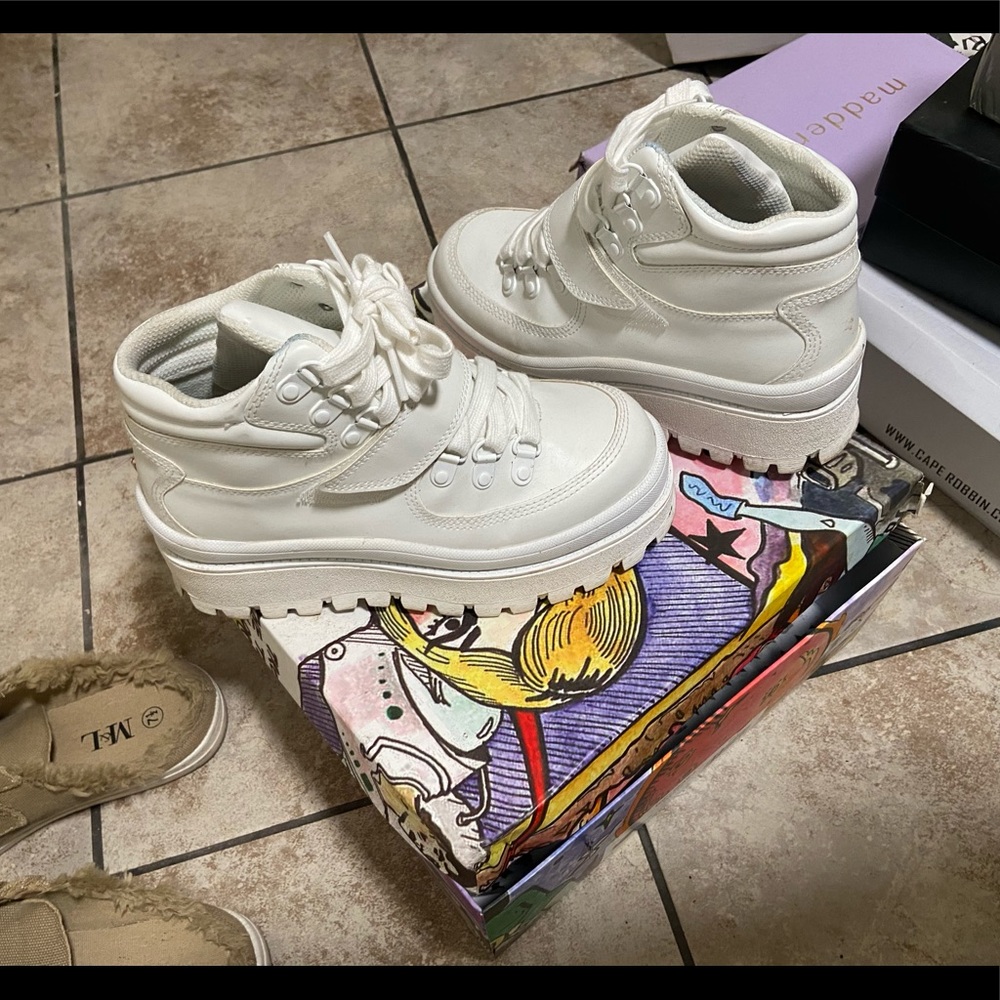 Jeffery Campbell shoes